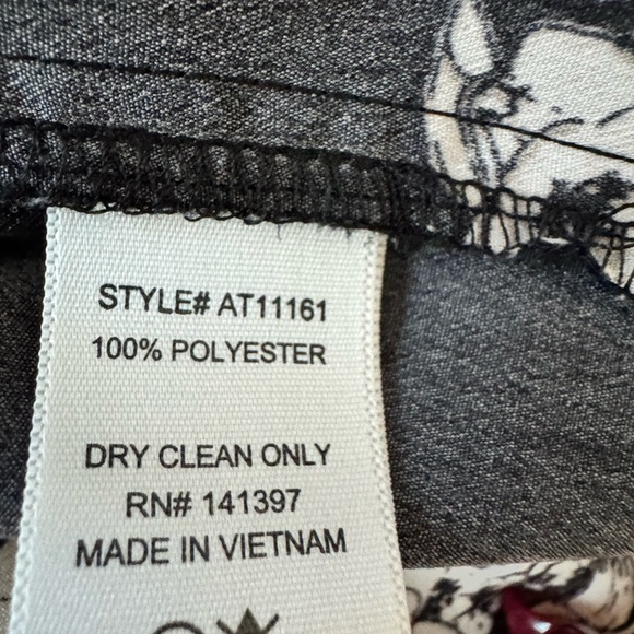 ASTR Floral Blazer Size Small - Picture 6 of 6